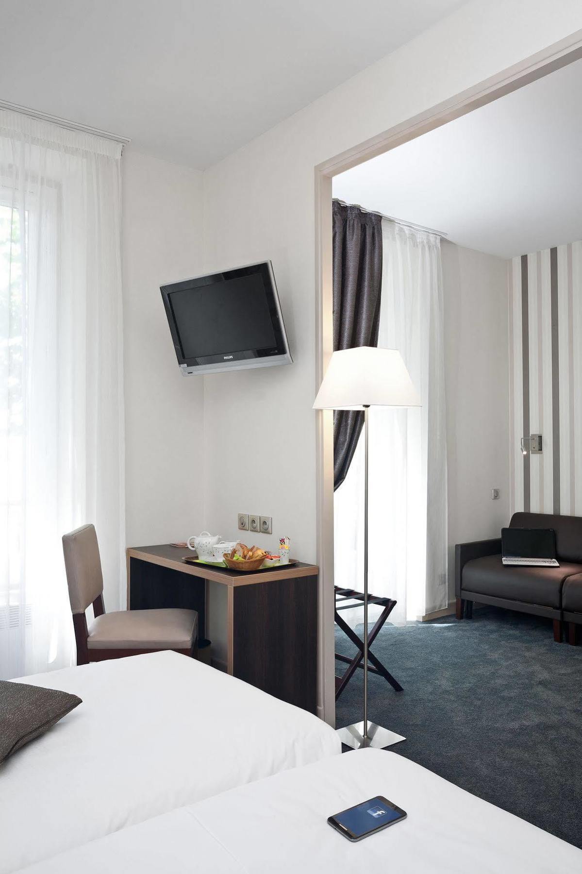Hotel Arverna Vichy - Clt'Hotel Exterior photo